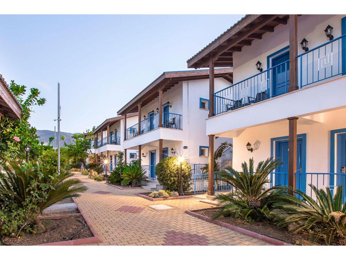 Queen Aphrodite Hotel Karpasa Exteriör bild